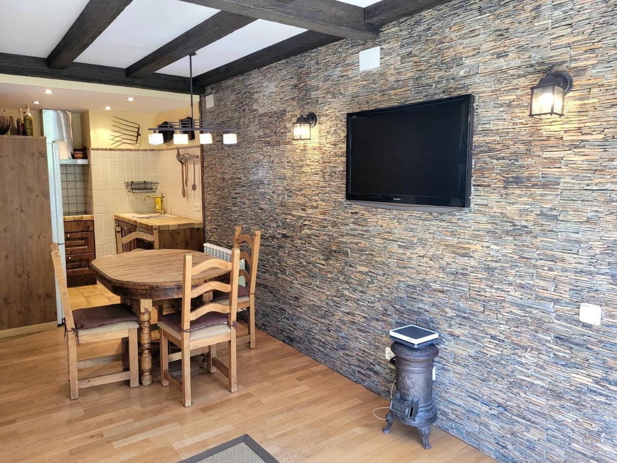 Vielha Centro Apartamento Eraval Apartman Kültér fotó